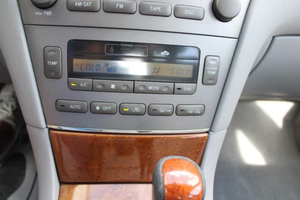 2005 Lexus ES - $7,850