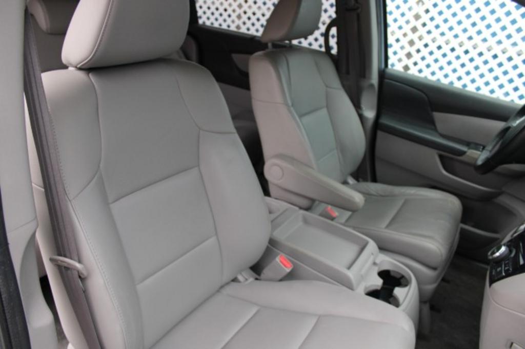 2014 Honda Odyssey - $15,988