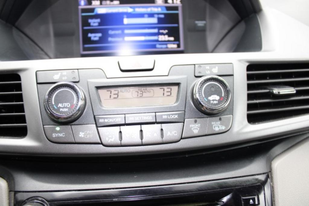 2014 Honda Odyssey - $15,988