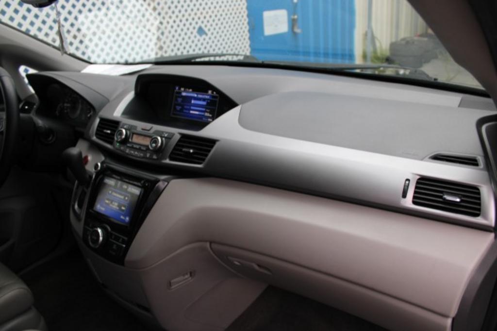 2014 Honda Odyssey - $15,988