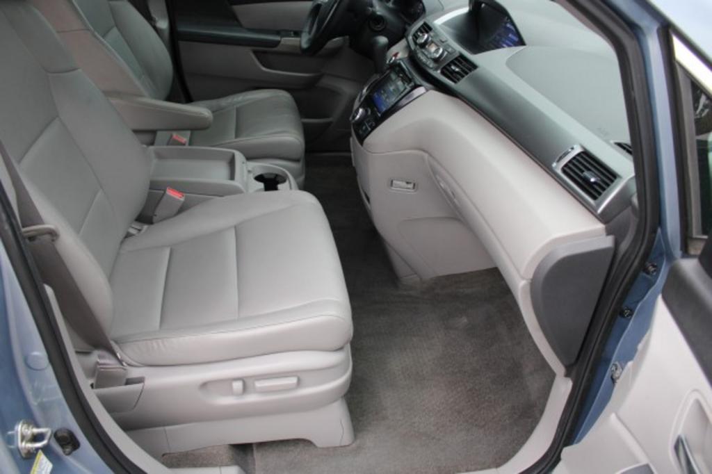 2014 Honda Odyssey - $15,988