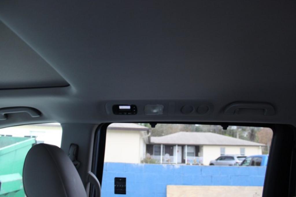 2014 Honda Odyssey - $15,988