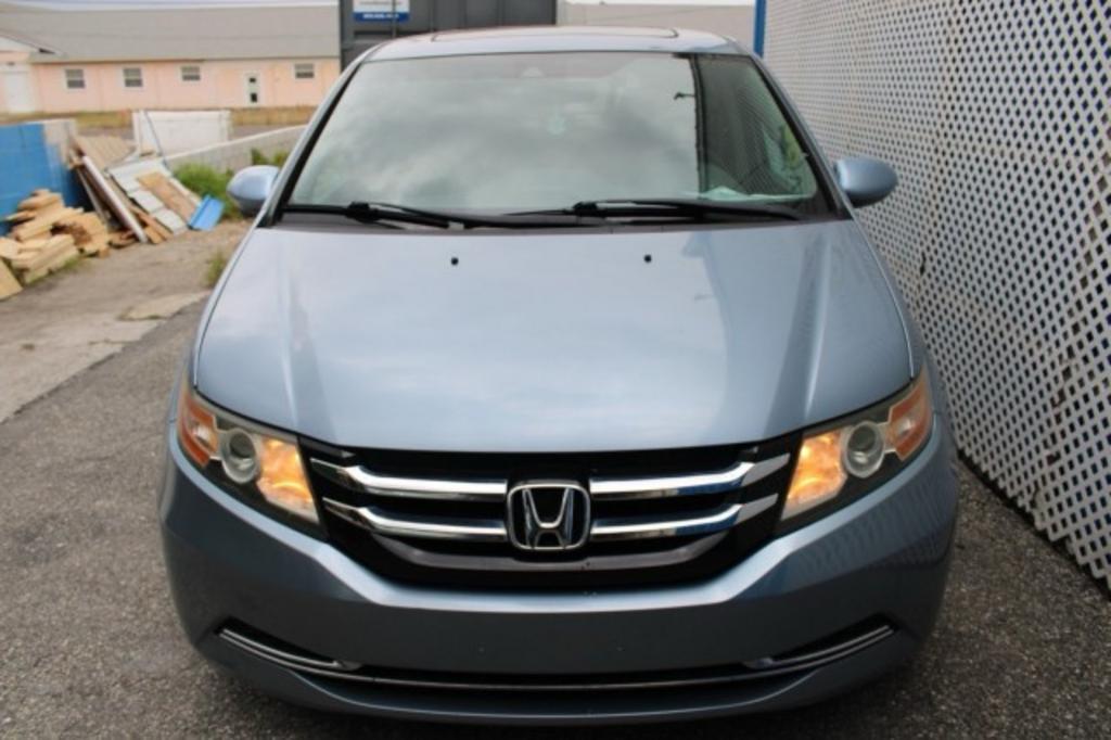 2014 Honda Odyssey - $15,988