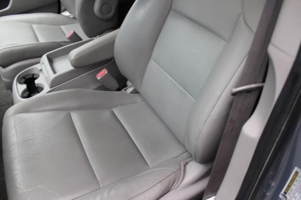 2014 Honda Odyssey - $15,988
