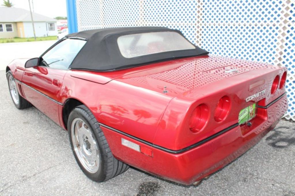 1989 Chevrolet Corvette - $7,800