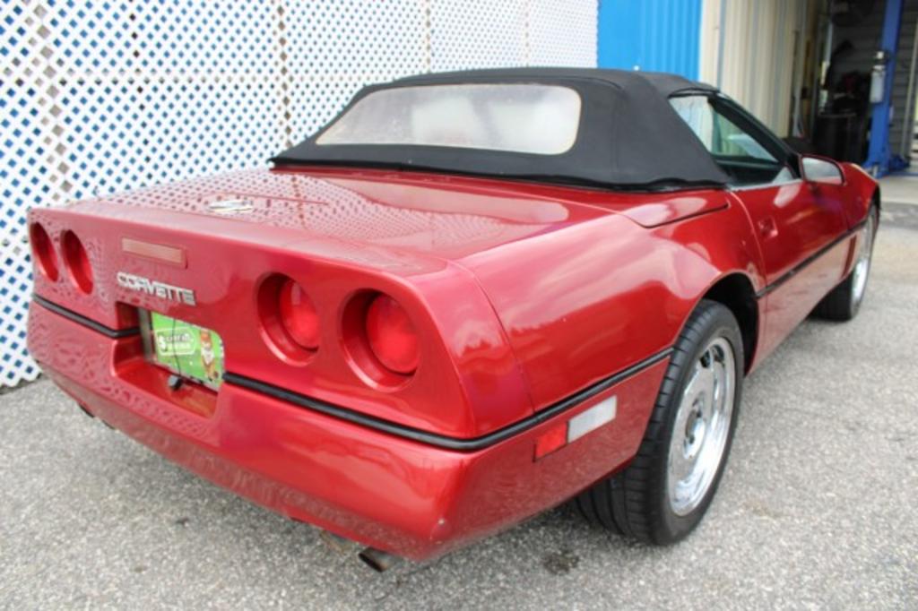 1989 Chevrolet Corvette - $7,800