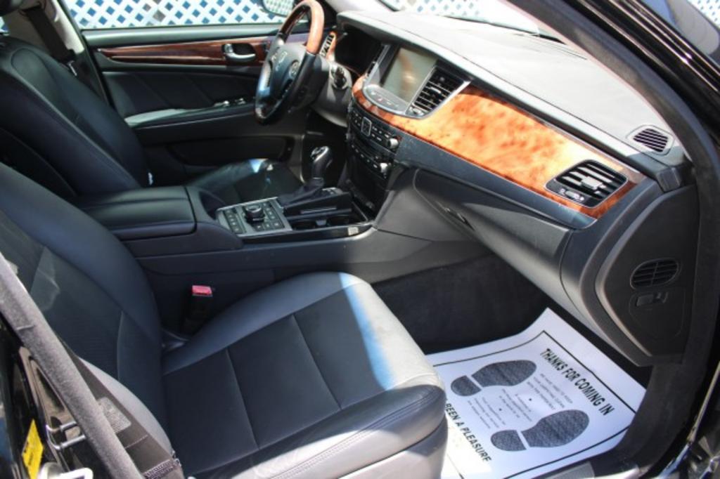 2016 Hyundai Equus - $20,387