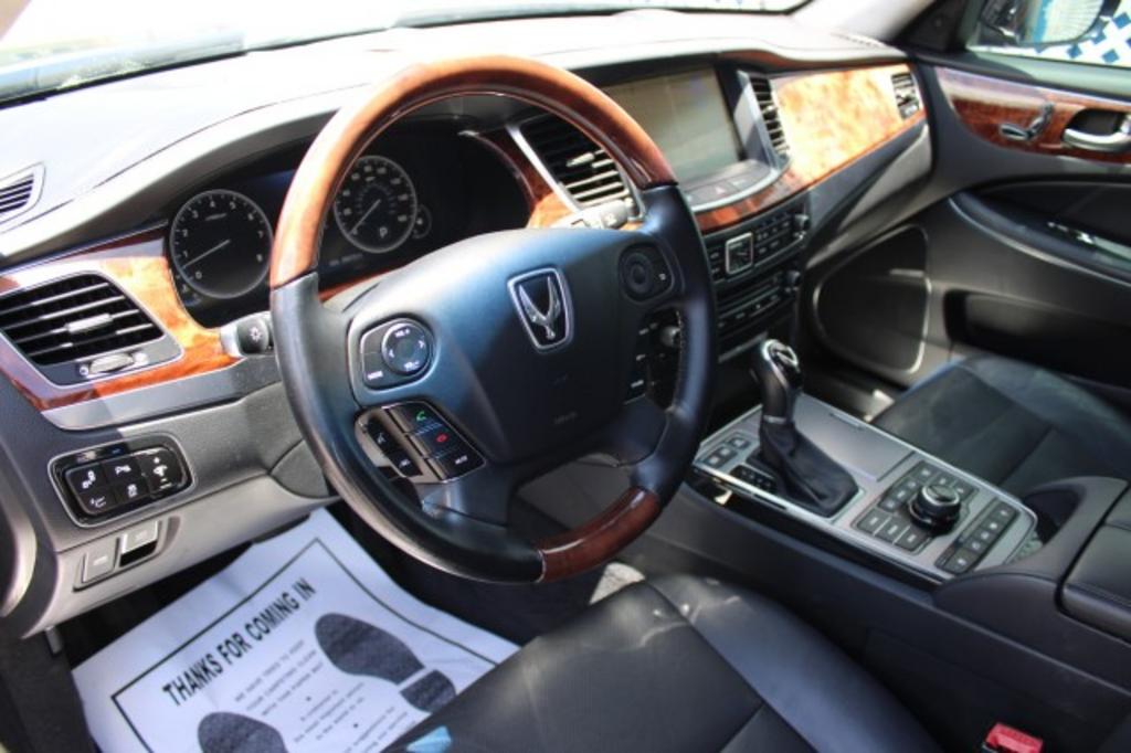 2016 Hyundai Equus - $20,387