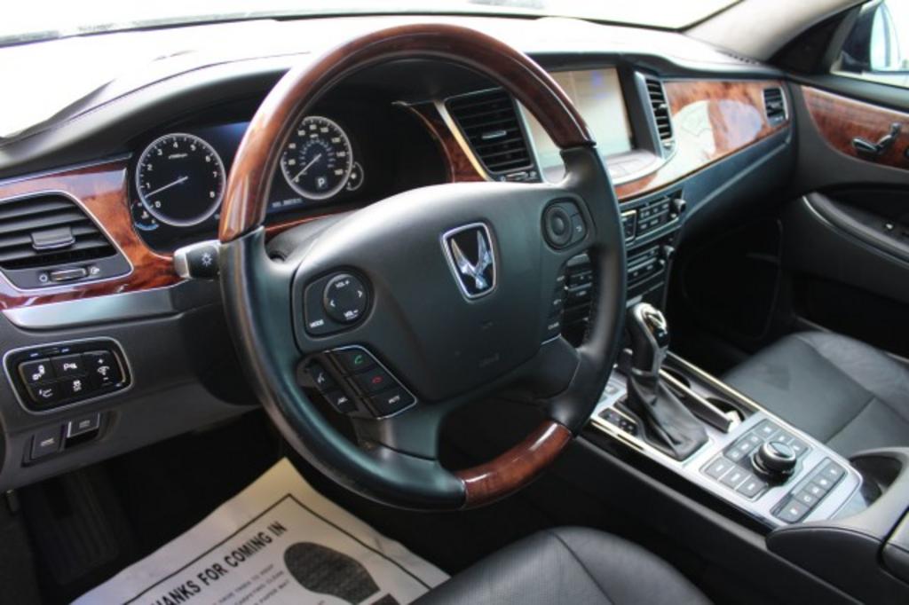 2016 Hyundai Equus - $20,387