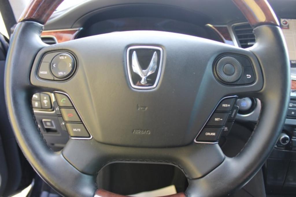 2016 Hyundai Equus - $20,387