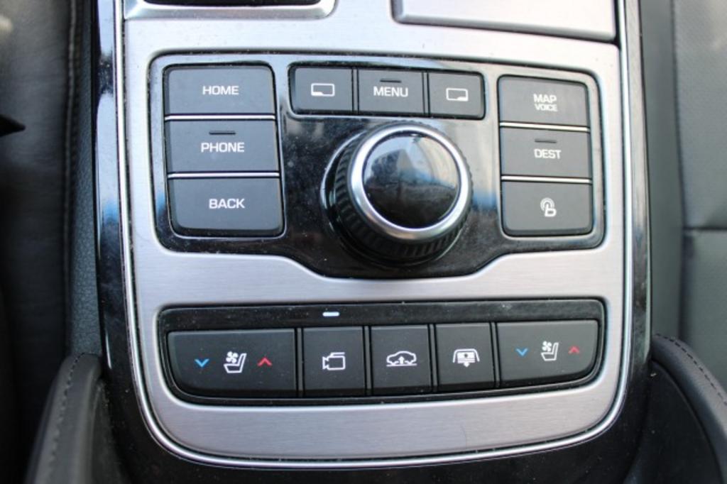 2016 Hyundai Equus - $20,387