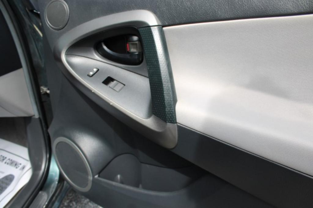 2012 Toyota RAV4 - $12,988
