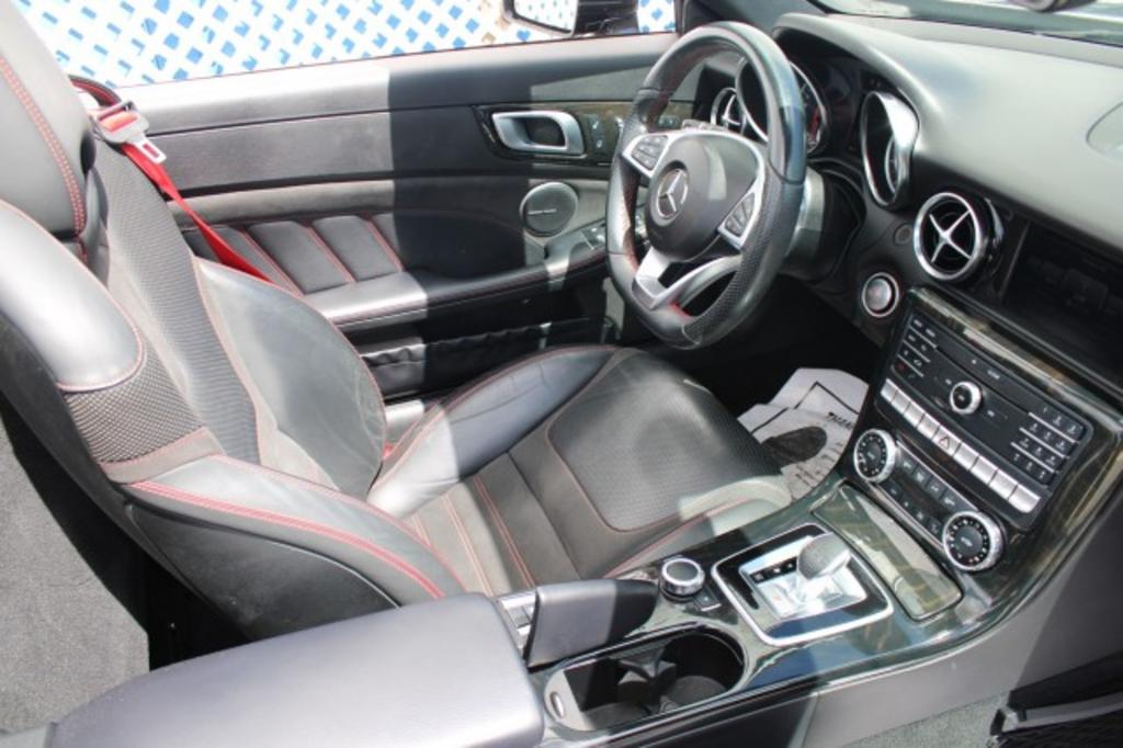 2017 Mercedes-Benz C-Class - $31,988