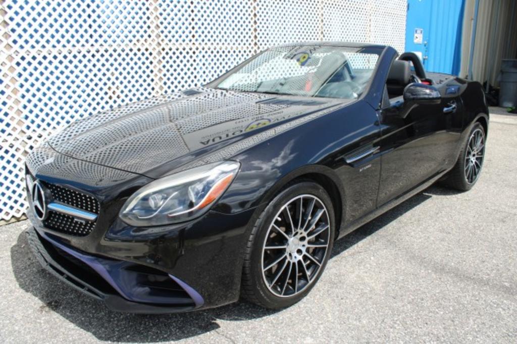 2017 Mercedes-Benz C-Class - $31,988