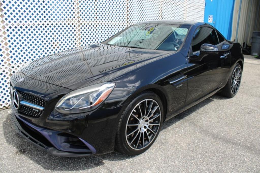 2017 Mercedes-Benz C-Class - $31,988