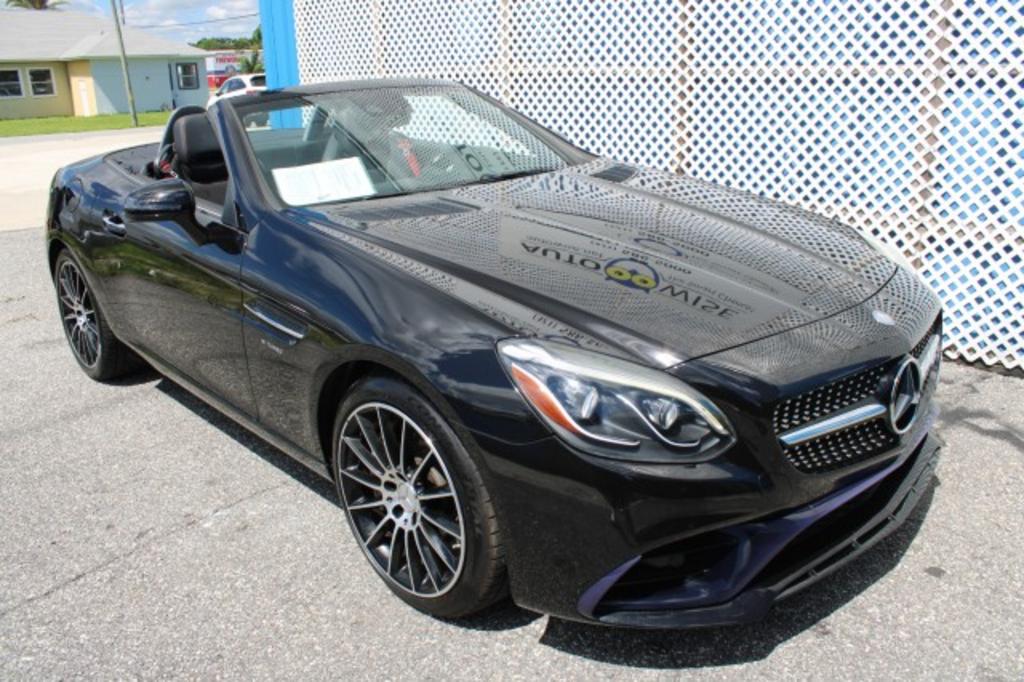 2017 Mercedes-Benz C-Class - $31,988