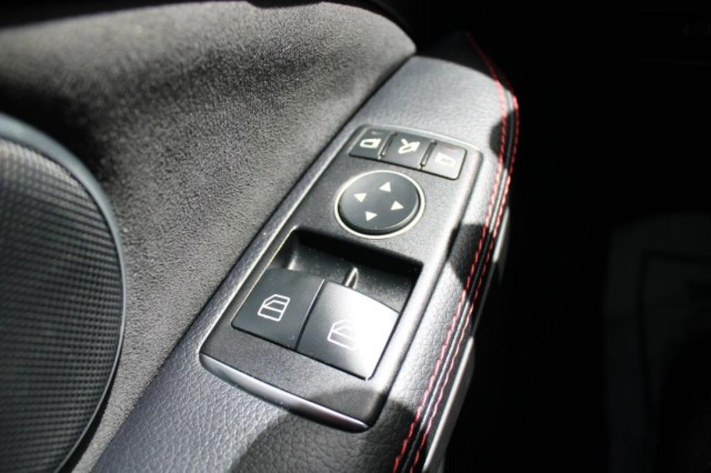 2017 Mercedes-Benz C-Class - $31,988
