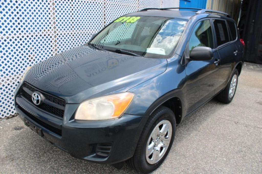 2012 Toyota RAV4 - $13,988