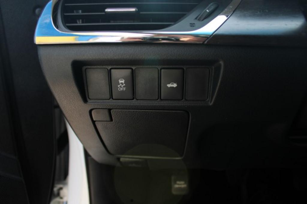2016 Toyota Avalon XLE photo