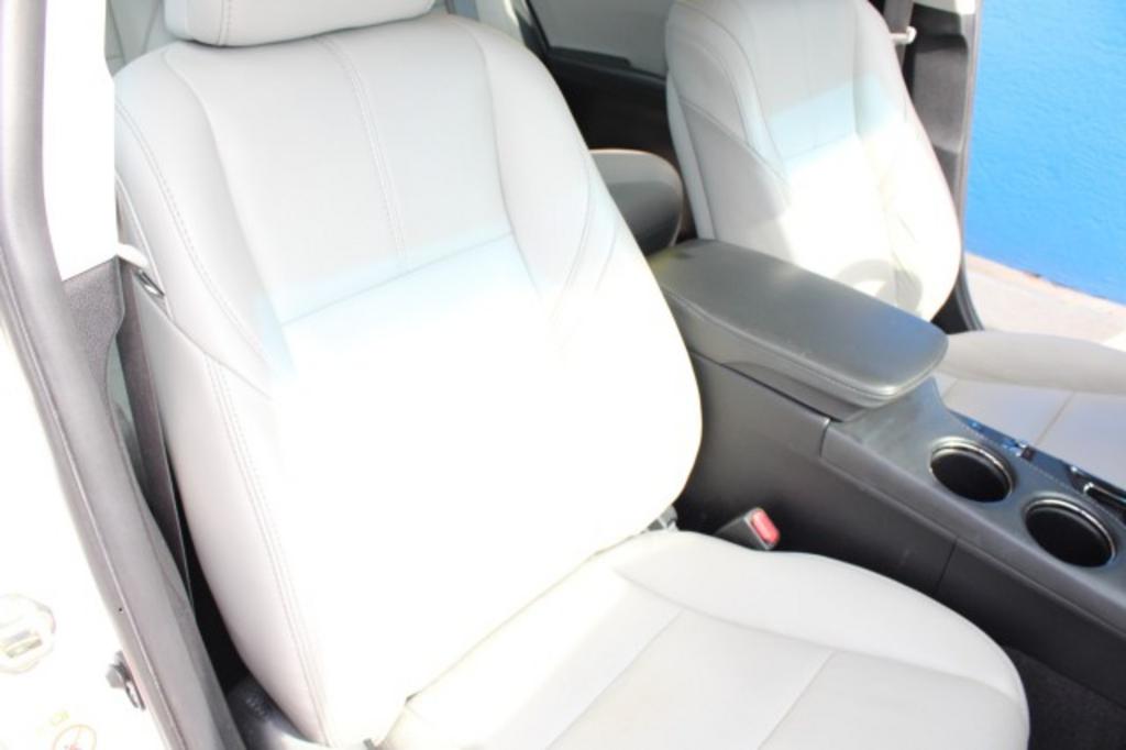 2016 Toyota Avalon XLE photo