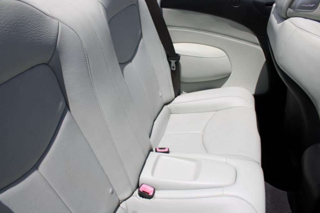 2013 Infiniti Legend photo