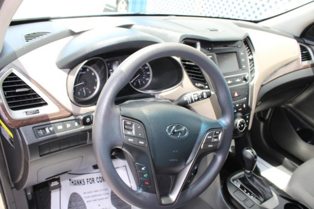 2017 Hyundai Santa FE Sport - $13,988