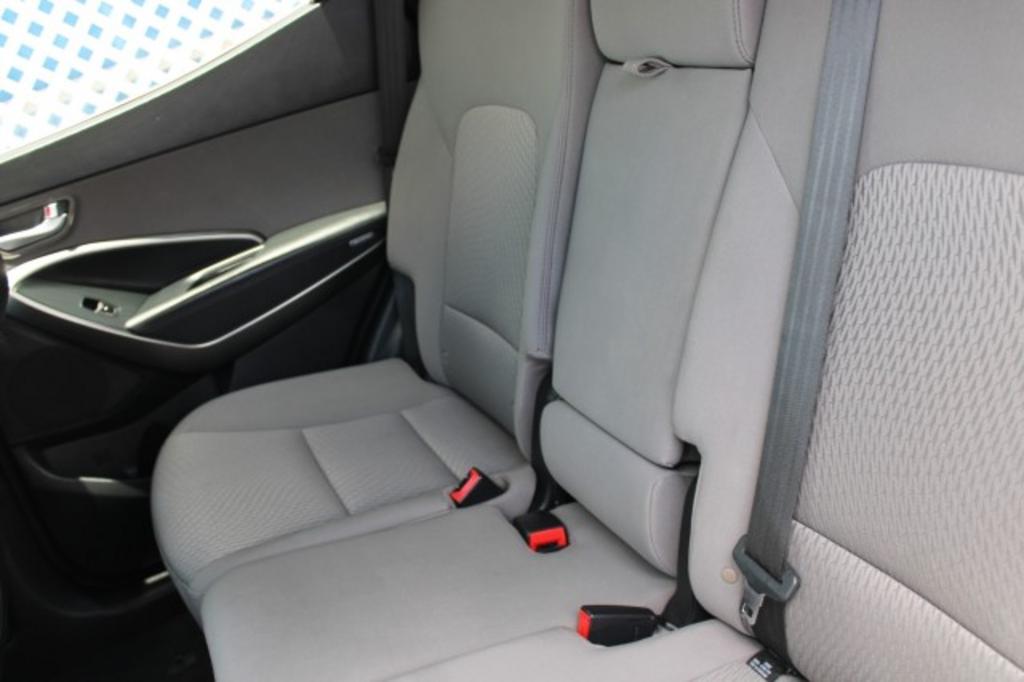 2017 Hyundai Santa FE Sport - $13,988