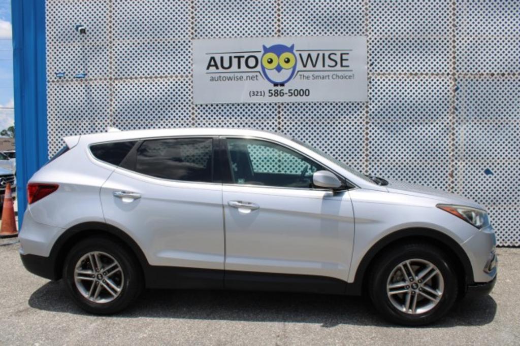 2017 Hyundai Santa FE Sport - $13,988