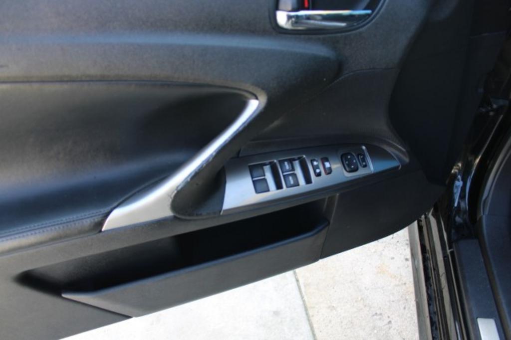 2014 Lexus IS - $26,988