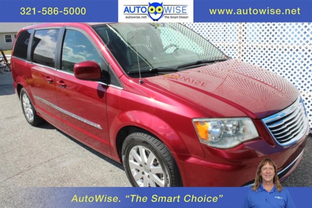 2013 Chrysler Town and Country Touring