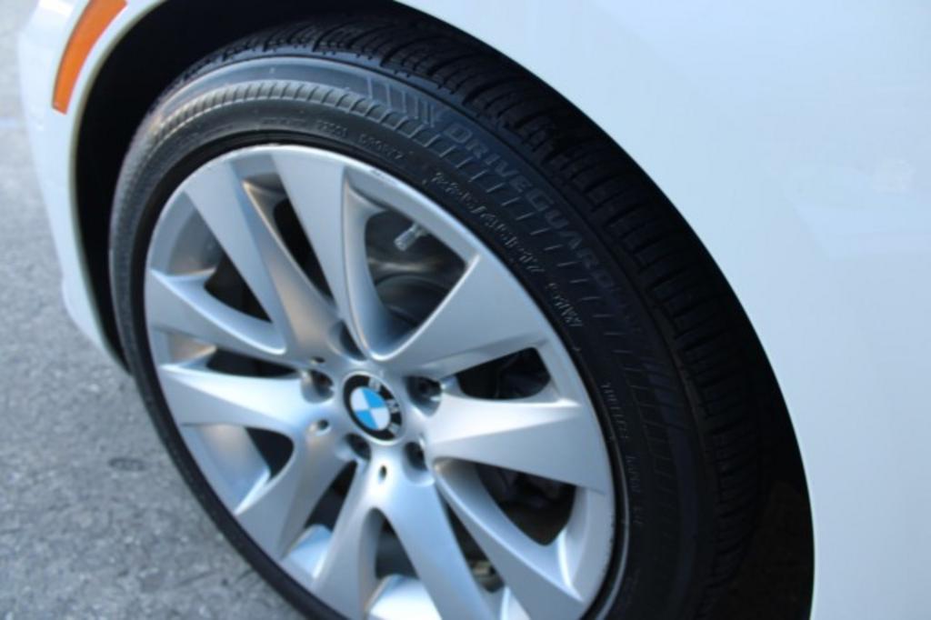 2011 BMW 328i - $12,988