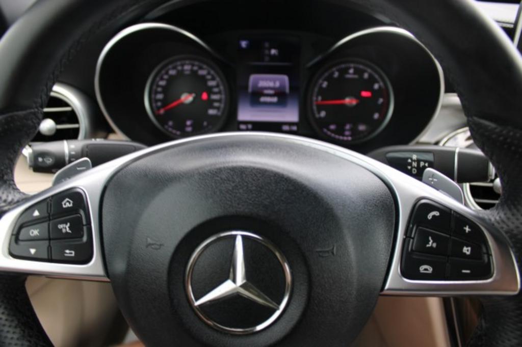 2017 Mercedes-Benz C300 - $24,988