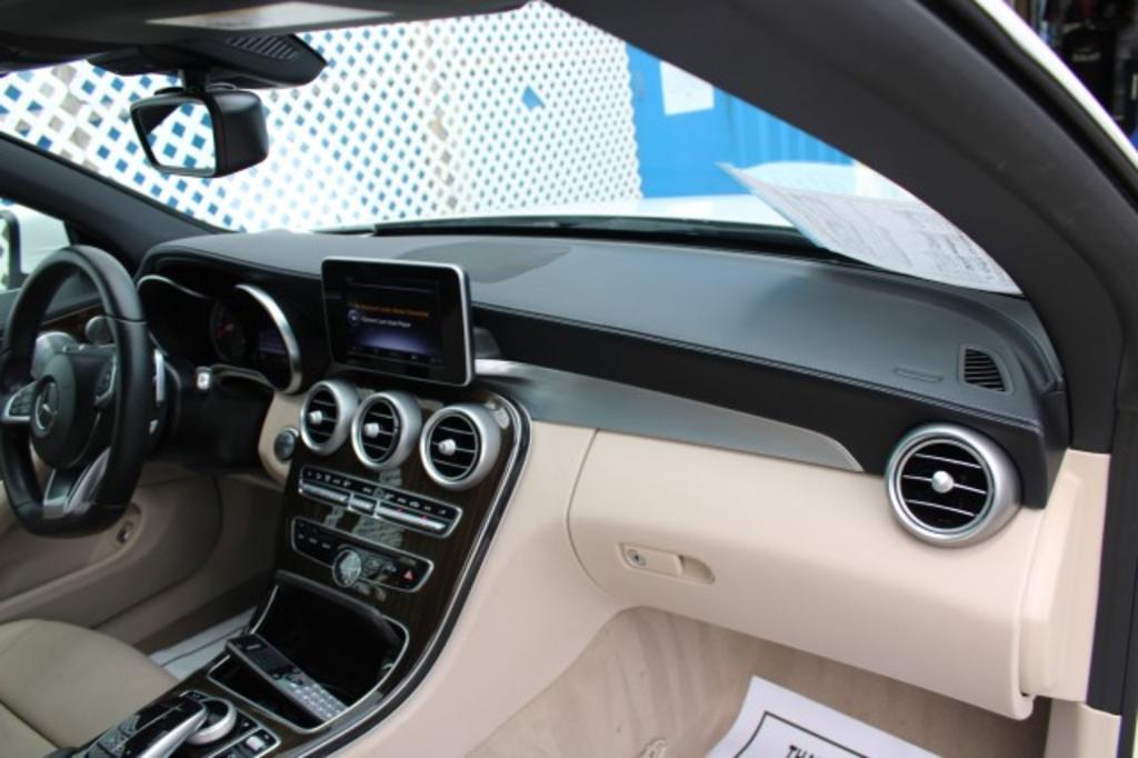 2017 Mercedes-Benz C300 - $24,988