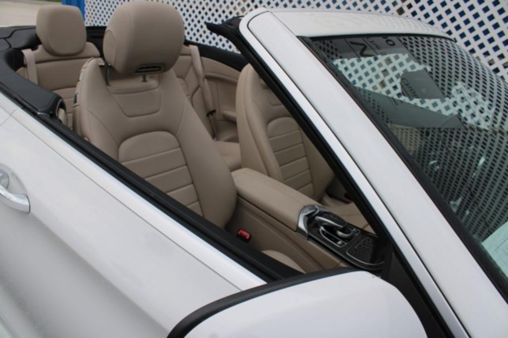 2017 Mercedes-Benz C300 - $24,988