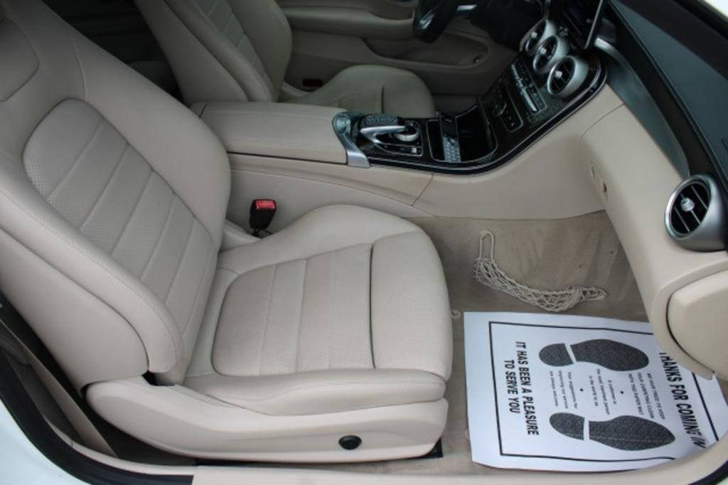 2017 Mercedes-Benz C300 - $24,988