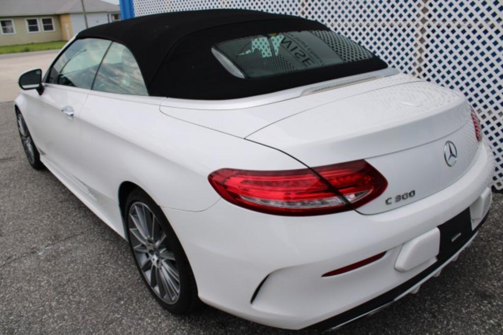 2017 Mercedes-Benz C300 - $24,988
