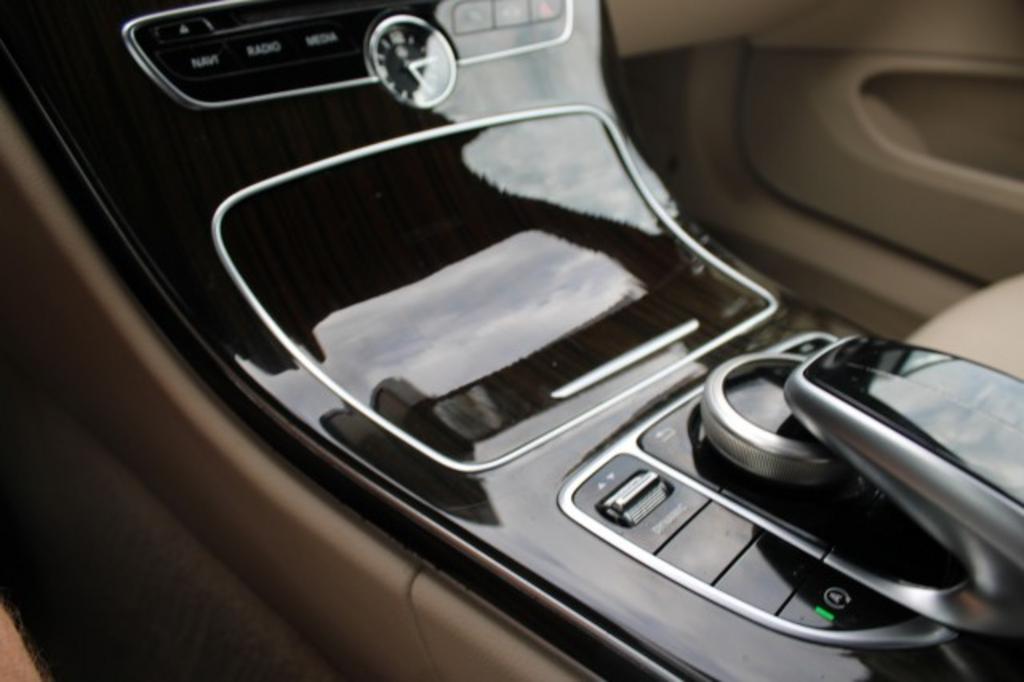 2017 Mercedes-Benz C300 - $24,988
