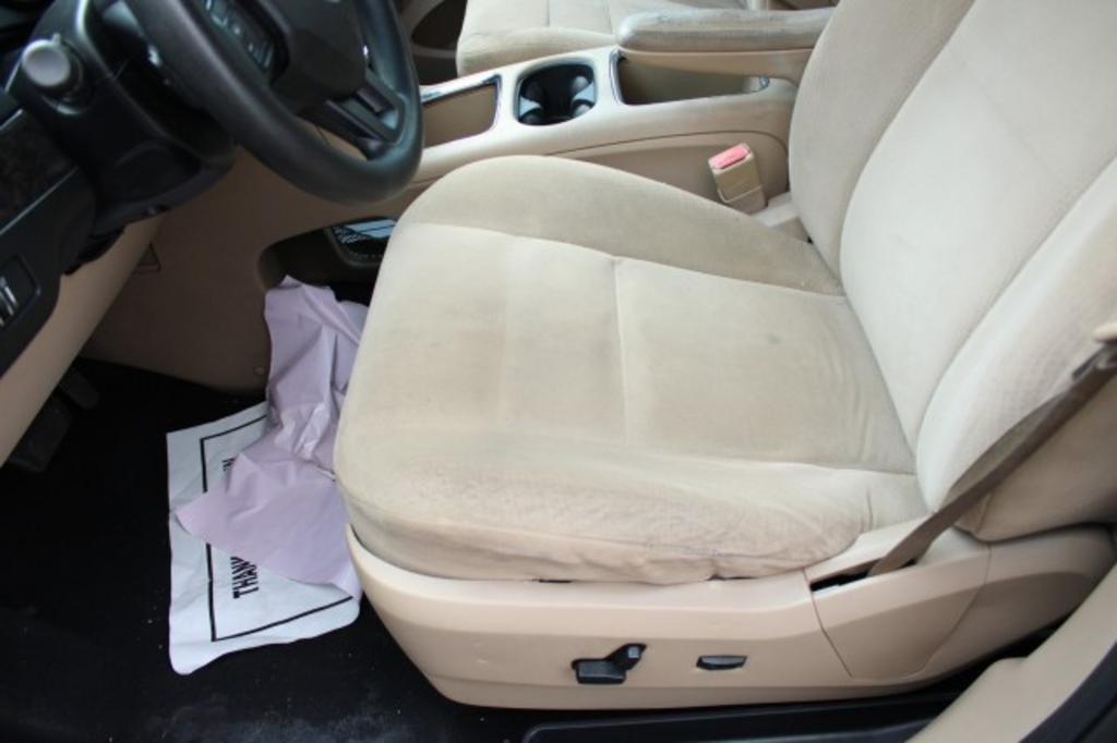 2015 Dodge Grand Caravan - $7,988