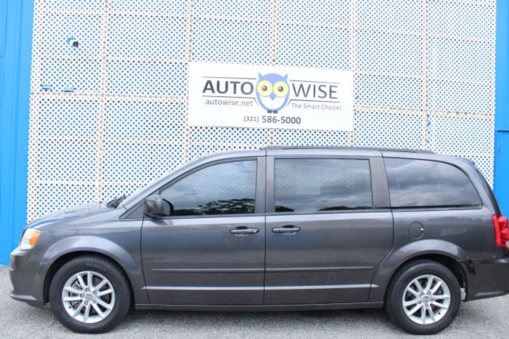 2015 Dodge Grand Caravan - $7,988