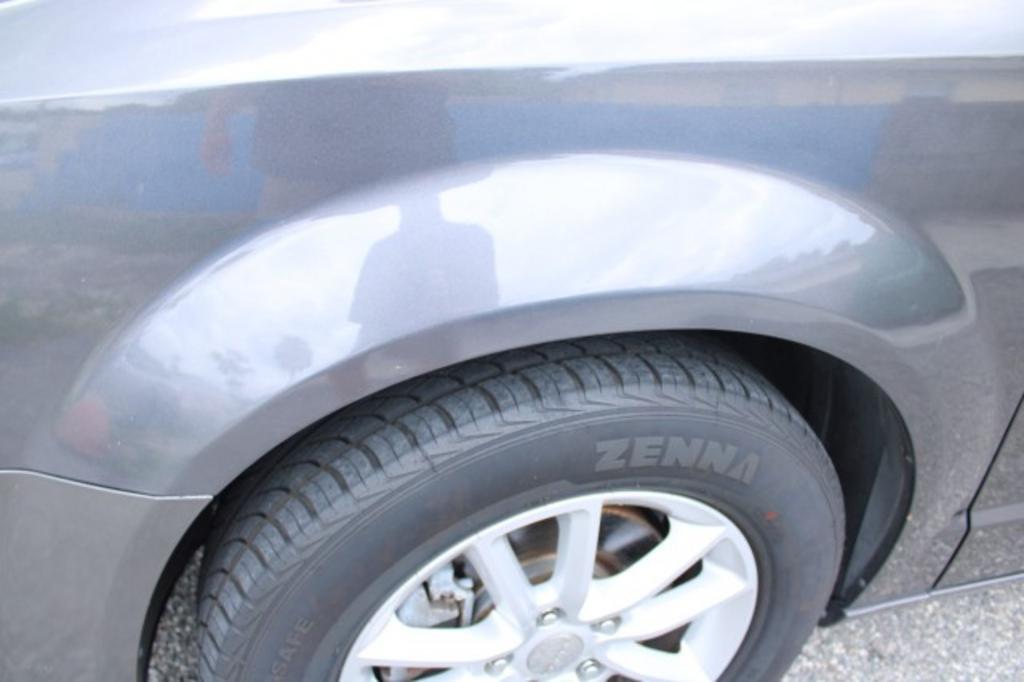 2015 Dodge Grand Caravan - $7,988