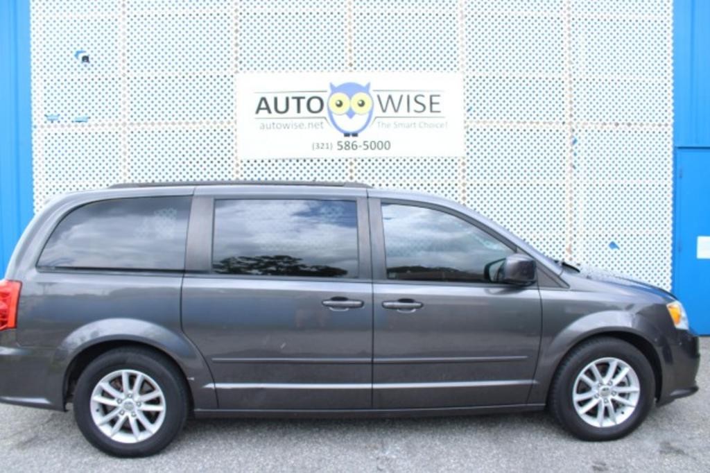 2015 Dodge Grand Caravan - $7,988