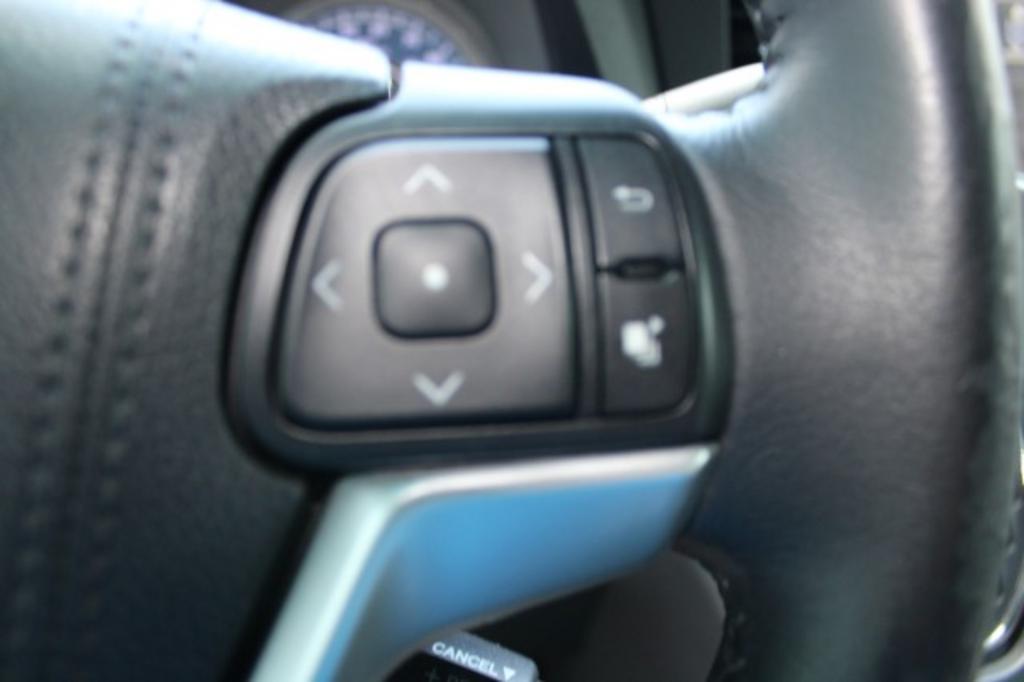2015 Toyota Sienna - $20,988
