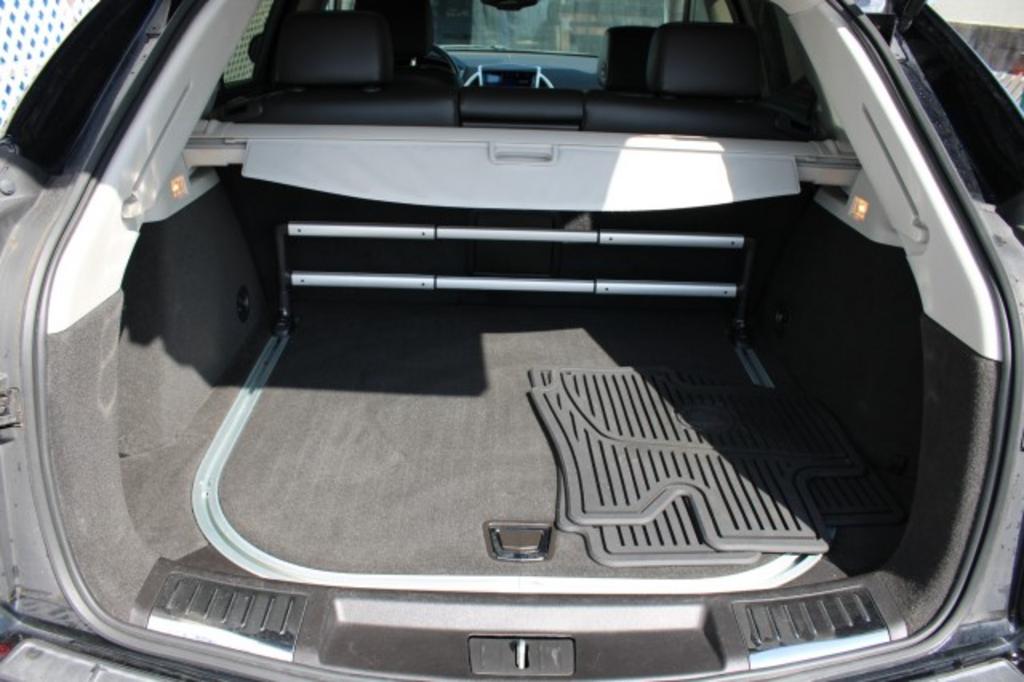 2015 Cadillac SRX Premium photo