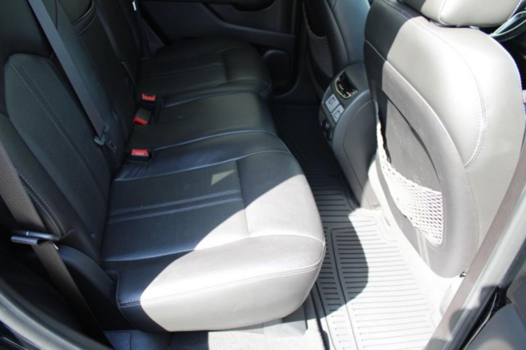 2015 Cadillac SRX Premium photo