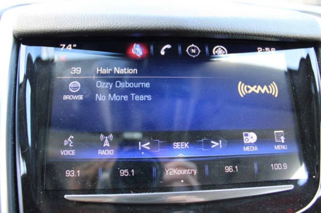 2015 Cadillac SRX Premium photo