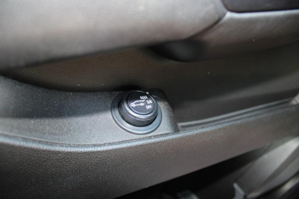 2015 Cadillac SRX Premium photo