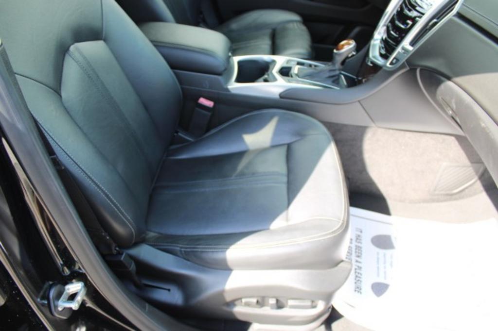 2015 Cadillac SRX Premium photo