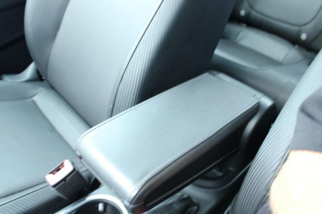 2016 Volkswagen Beetle - $18,807