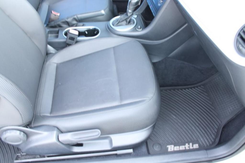 2016 Volkswagen Beetle - $18,807