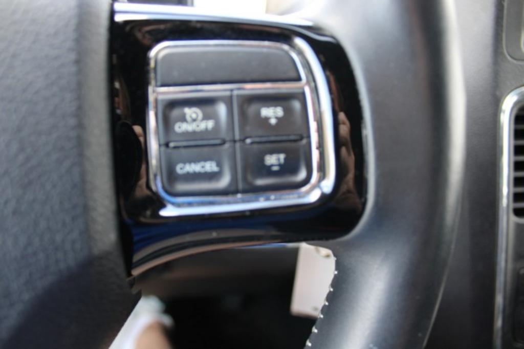 2017 Dodge Grand Caravan - $13,988